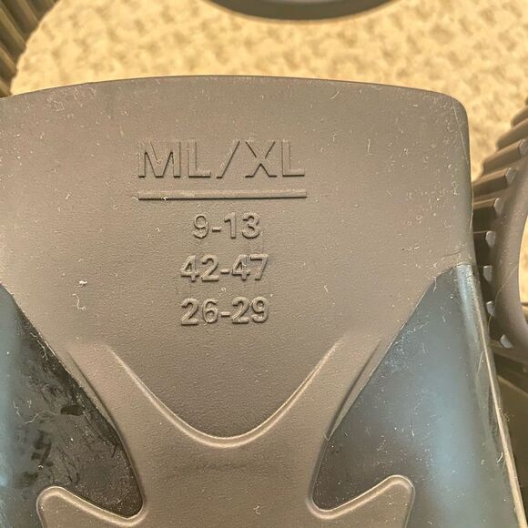 Black Swim Fins for Men BNWT Size L/XL - Picture 6 of 6